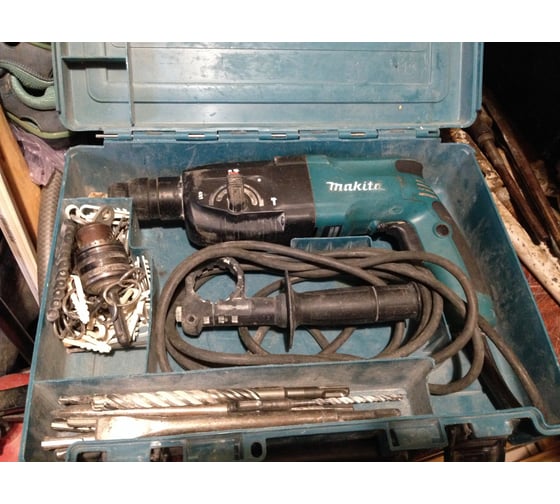 Перфоратор Makita HR 2470 20