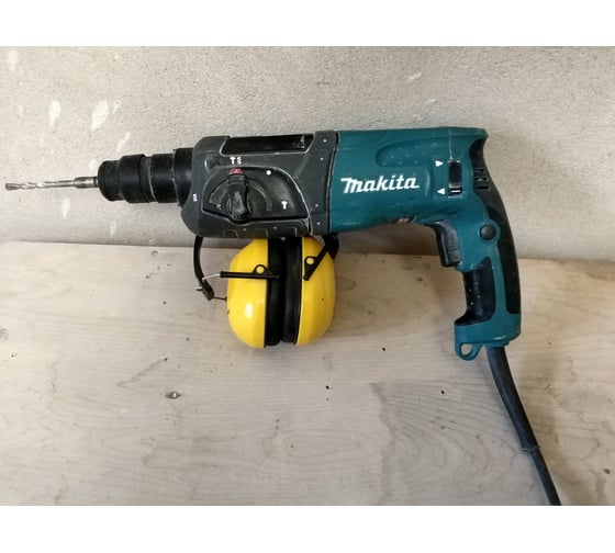 Перфоратор Makita HR 2470 21