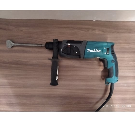 Перфоратор Makita HR 2470 25