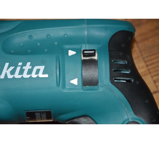 Перфоратор Makita HR 2470 11