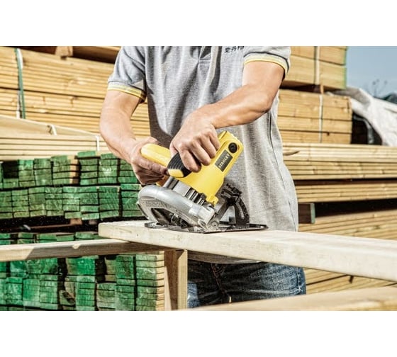Дисковая пила Stanley SC16 3