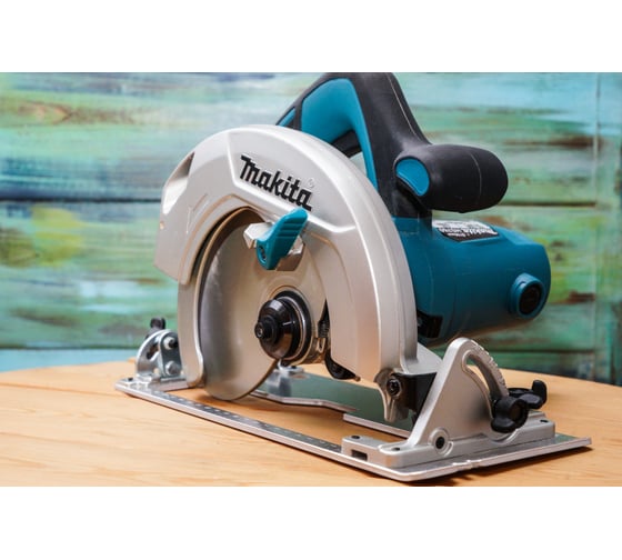 Дисковая пила Makita HS7601K 22