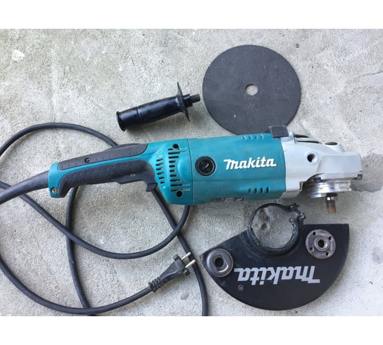 Угловая шлифмашина Makita GA 9020 13