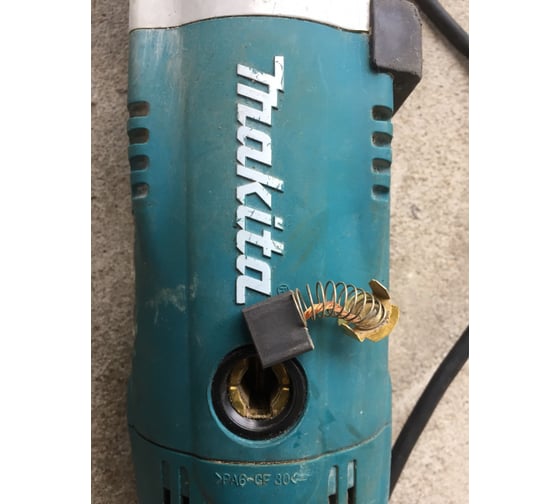 Угловая шлифмашина Makita GA 9020 17
