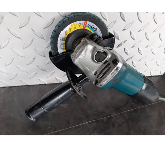 Угловая шлифмашина Makita GA 5030 7