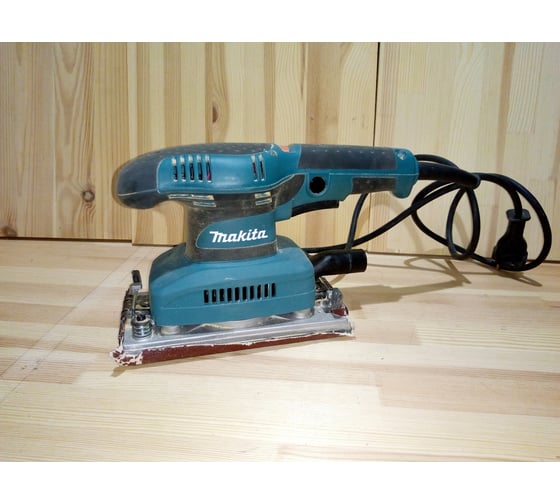 Вибрационная шлифмашина Makita BO3711 23