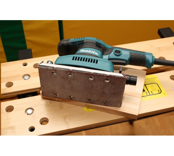 Вибрационная шлифмашина Makita BO3711 13