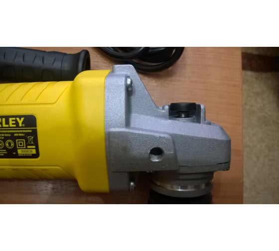 Машина шлифовальная угловая stanley stgs9125d 5 кругов в комплекте. Смотреть фото Машина шлифовальная угловая stanley stgs9125d 5 кругов в комплекте. Смотреть картинку Машина шлифовальная угловая stanley stgs9125d 5 кругов в комплекте. Картинка про Машина шлифовальная угловая stanley stgs9125d 5 кругов в комплекте. Фото Машина шлифовальная угловая stanley stgs9125d 5 кругов в комплекте
