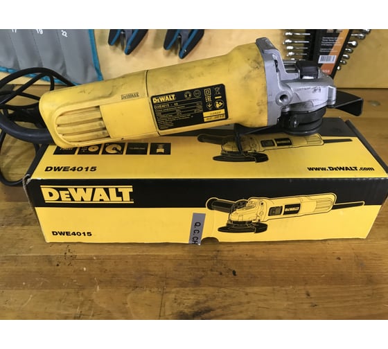 Машина шлифовальная угловая dewalt dwe4015. Смотреть фото Машина шлифовальная угловая dewalt dwe4015. Смотреть картинку Машина шлифовальная угловая dewalt dwe4015. Картинка про Машина шлифовальная угловая dewalt dwe4015. Фото Машина шлифовальная угловая dewalt dwe4015