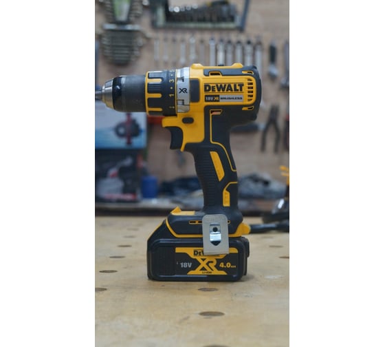 Аккумуляторная дрель-шуруповерт DEWALT DCD 790 M2 11