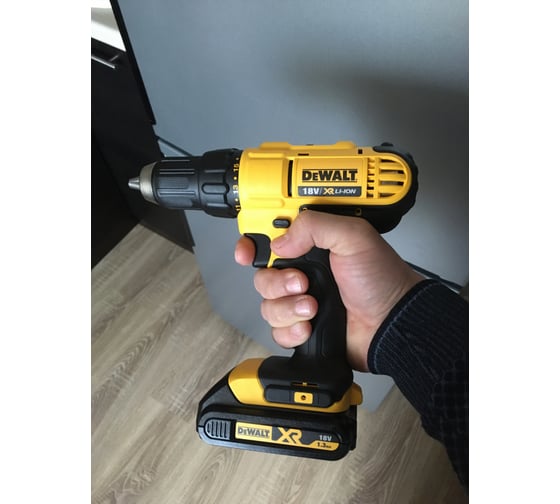 Аккумуляторная дрель-шуруповерт DEWALT DCD 771 C2 36