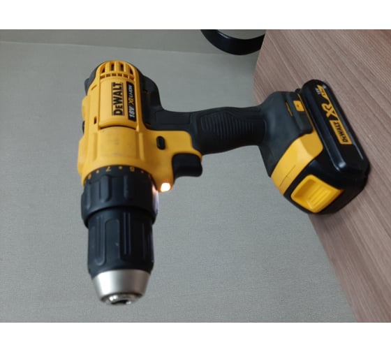 Аккумуляторная дрель-шуруповерт DEWALT DCD 771 C2 23