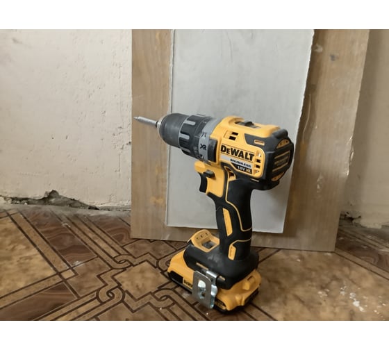 Аккумуляторная дрель-шуруповерт DEWALT DCD 791 D2 12