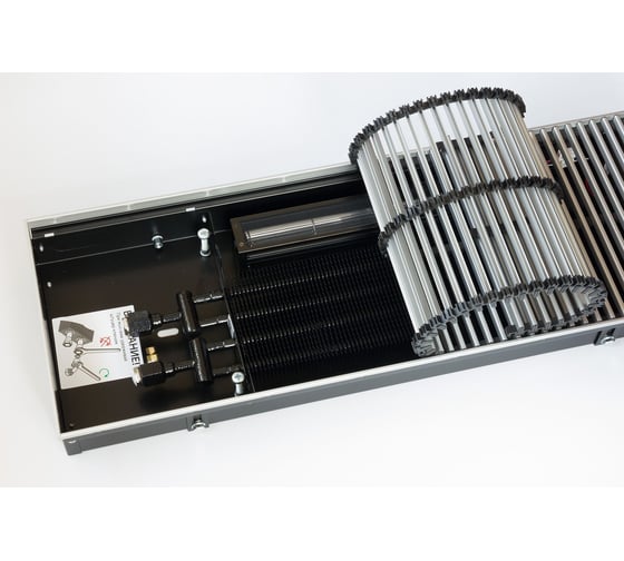 Внутрипольный конвектор с вентилятором, с решеткой KVZ KVZ-Vent-300-80-1400-2V-UA/RRA-300-1400-A