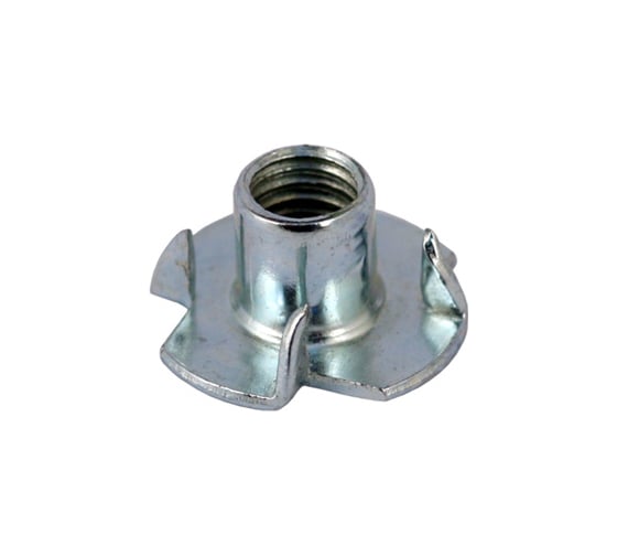 Гайка М4/8 врезная, цинк, DIN 1624 (500 шт в карт. уп.) STARFIX SMC2-90539-500