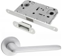 Комплект для межкомнатной двери PAULINIDOR ручки 546-06 slim, сантехническая магнитная защелка 5096, белый 546-06slim5096MSW