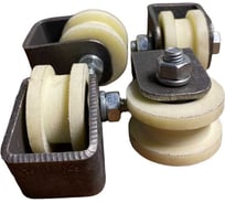 Ролик на платформе 23 БОЛТА d 40 мм, под трубу 10x10,капролон 4 шт. 2411