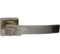 Дверная ручка на квадратной розетке Лари РЕНЦ DH 71-02 AB