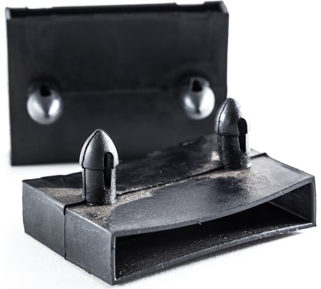 Комплект центральных накладных латодержателей с перегородкой LIK 63мм, 10шт. LIК002-3004