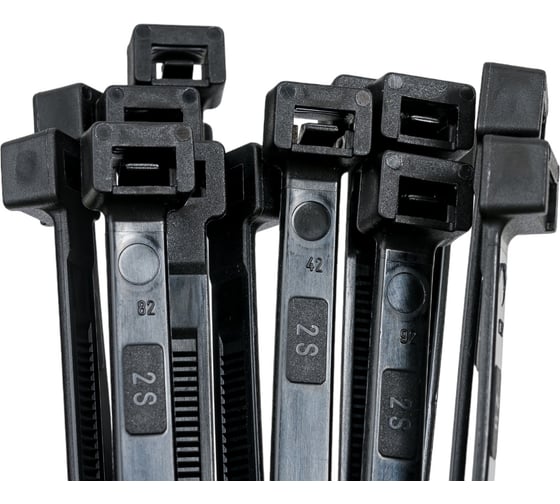 Стяжки черного цвета SapiSelco 7.5х280 мм, полиамид 6.6, уп. 100 шт. SEL.3.433R