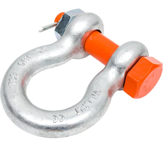 Киска скотчпен жабылған