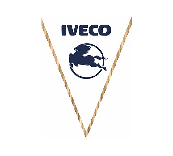 Треугольный вымпел IVECO фон белый SKYWAY S05101029 1