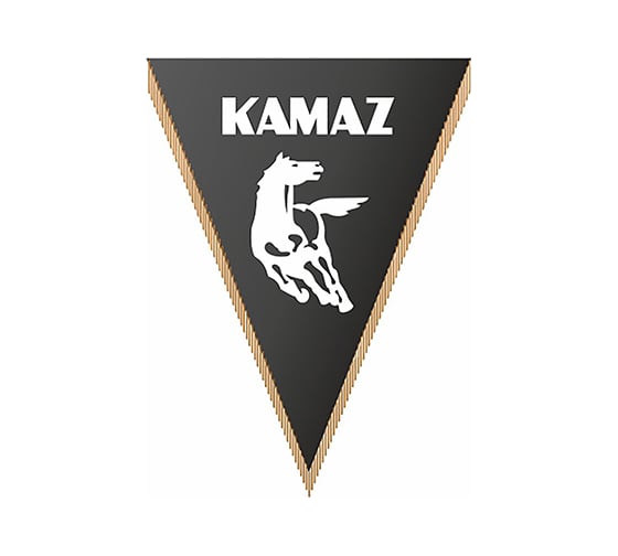 Треугольный вымпел KAMAZ фон черный SKYWAY S05101041 1