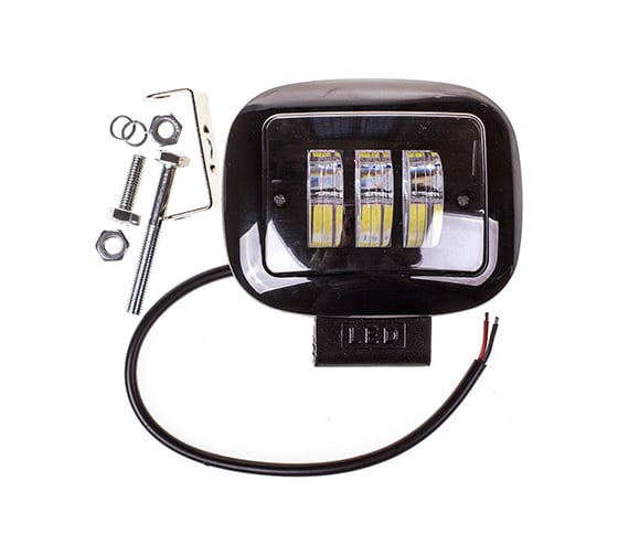 Светодиодная фара SKYWAY OFF ROAD квадратная 12V/24V 30W 6000K 3 диода, дальний свет S08401037
