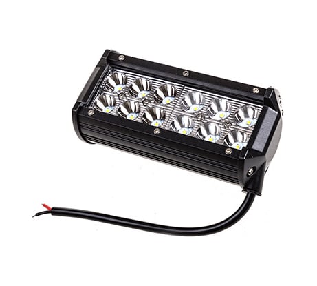 Прямоугольная светодиодная фара SKYWAY OFF ROAD 12V/24V 36W 6000K 12 диодов дальний свет S08401022