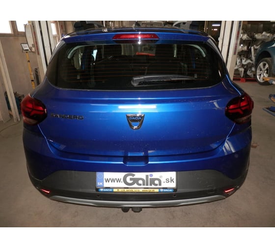Полностью оцинкованный фаркоп GALIA для Dacia Sandero III 2020-, Dacia Sandero Stepway III 2020- тип шара A D050A