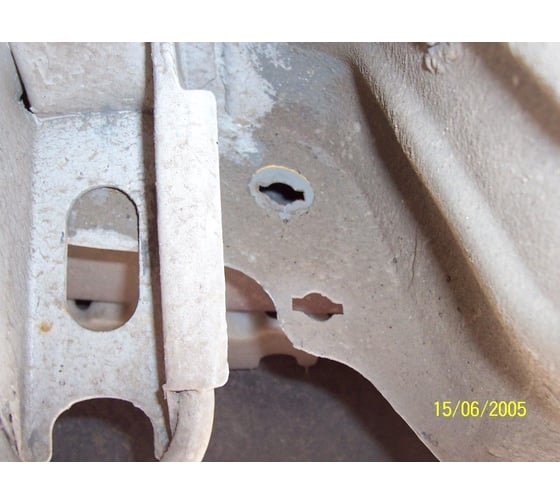 Полностью оцинкованный фаркоп GALIA для Renault Megane I хетчбек 1996-2003 тип шара A R014A