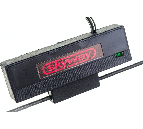 Внутрисалонная FM антенна SKYWAY активная, прямоугольная, кабель 2.1м S00203001