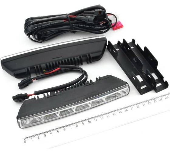 Ходовые огни SKYWAY 12V 6 диодов 6 W 2шт SKYWAY SHDX-D028 S08501009