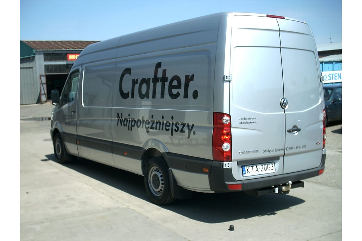 Фаркоп Steinhof для Mercedes Sprinter 2006-2019, VW Crafter 2006-2017 (все  авто - фургон/шасси 3,0T/3,5T 3,250/3,665/4,325 м без ступеньки, одинарные  колёса) V-032 - выгодная цена, отзывы, характеристики, фото - купить в  Москве и РФ