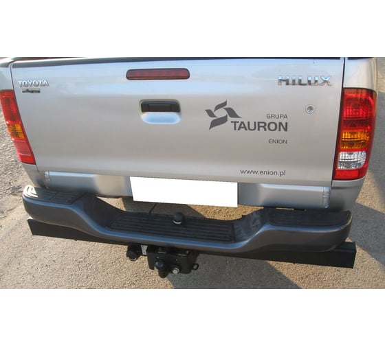 Фаркоп Steinhof для Toyota Hilux 4WD двойная кабина, бампер со ступенькой с силовой балкой 2005-2010 Тип шара F T-148