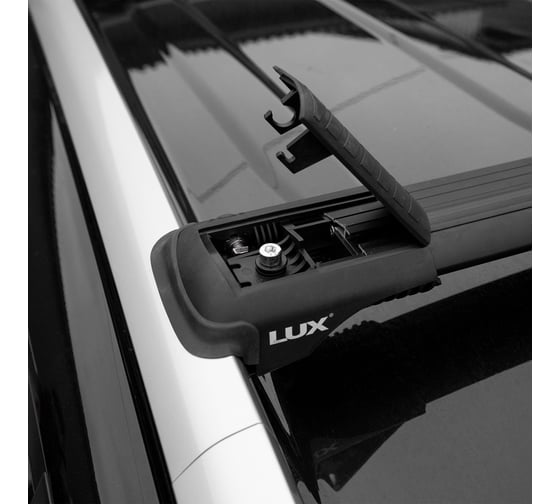 Багажная система LUX ХАНТЕР L52-B черная для автомобилей с рейлингами 791903