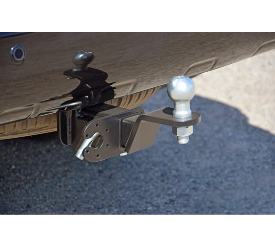 Фаркоп PT Group ТСУ съемный квадрат TOYOTA LC 200 2007-/ LEXUS LX 2016- 09031501