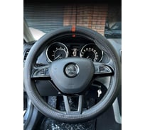 Оплетка на рулевое колесо AVTOLIDER1 М(37-39см), (Черная кожа, оранжевая нулевая отметка, оранжевая нитка.) Liec-0109-OR