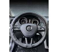 Оплетка на рулевое колесо AVTOLIDER1 М(37-39см), Черная,экокожа+перфорация OPL0101Perf