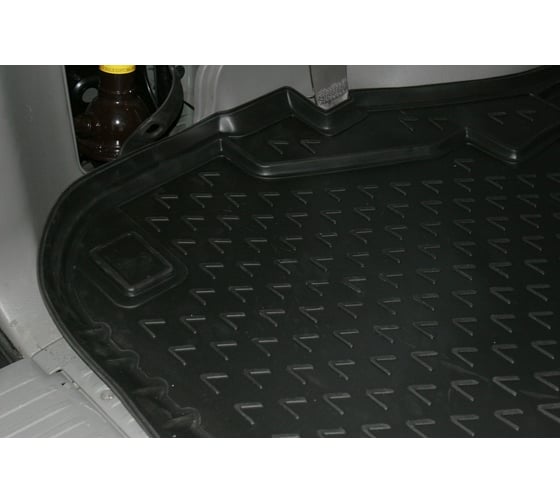 Коврик в багажник Element для LEXUS LX 470 1998-2007 г.в., универсал, длин., полиуретан NLC.29.15.G12