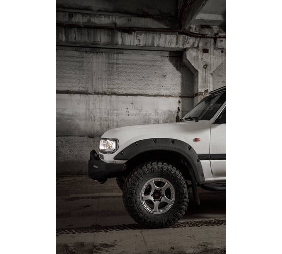 Бампер силовой передний STC Toyota Land Cruiser 80 с защитной дугой и фарами водительского света STC-TLC80-BF-C1-L3