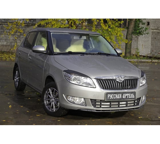 Накладки-реснички на передние фары Русская Артель для Skoda Fabia II 2010-2014 г.в. RESKF-020800