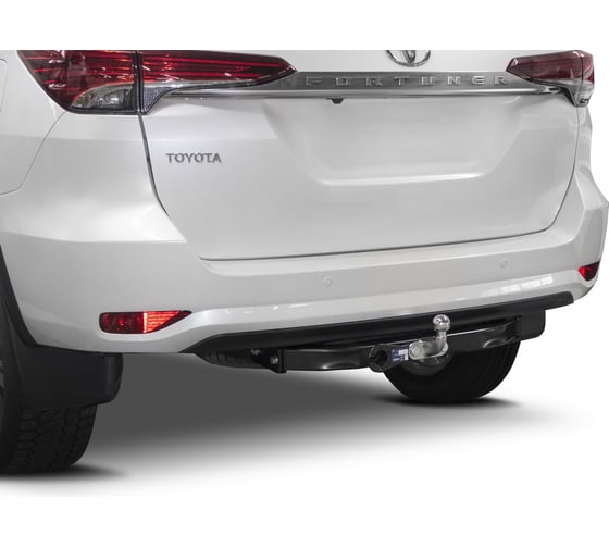 Фаркоп торцевой для Toyota Fortuner II (кроме TRD) 2017-2020/2020-н.в. (шар F; 1500/75 кг) Rival F.5705.001
