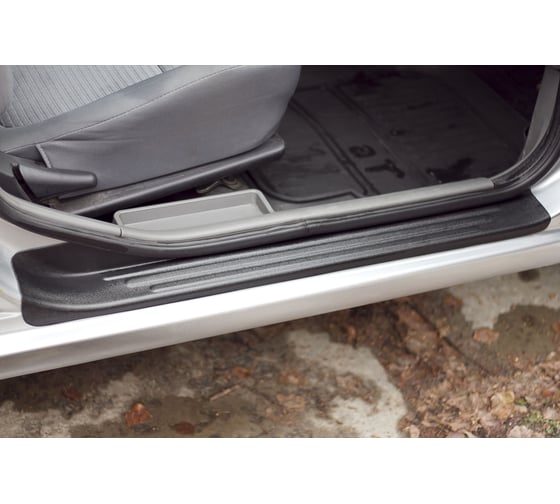 Накладки на внутренние пороги дверей Русская Артель для Nissan Almera Classic 2007-2012 г.в. NNAC-050102