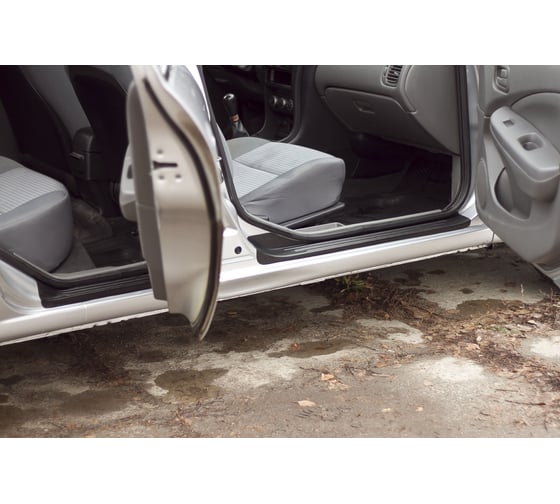 Накладки на внутренние пороги дверей Русская Артель для Nissan Almera Classic 2007-2012 г.в. NNAC-050102