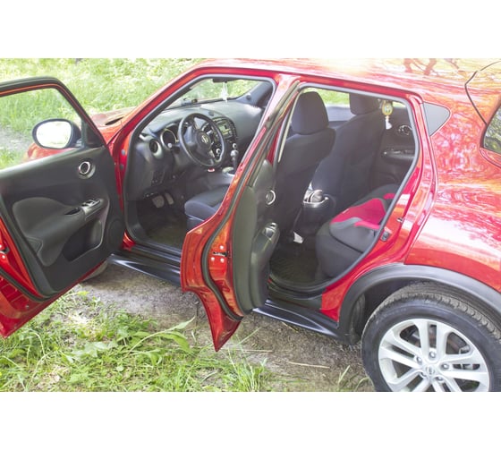 Накладки на внутренние пороги дверей Русская Артель для Nissan Juke 2010-2014 г.в. (YF15) NNJ-009002