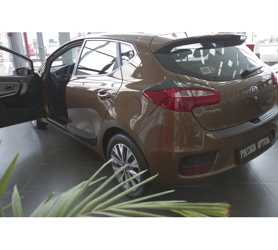 Накладки на внутренние пороги дверей Русская Артель для KIA Cee'd (хэтчбэк) 2015- г.в. NK-155302
