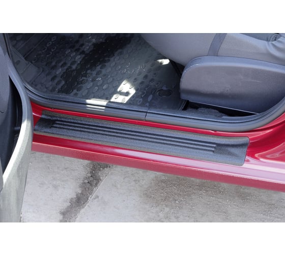 Накладки на внутренние пороги дверей Русская Артель для Renault Sandero 2009-2013 г.в. NR-150402