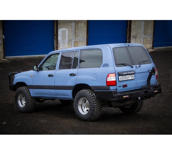 Бампер силовой задний STC Toyota Land Cruiser 100 с квадратом под фаркоп STC-TLC100-BR