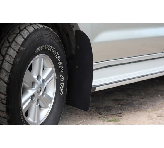 Широкие брызговики Русская Артель с выносом 50мм для Toyota Hilux 2011-2013 BTH-043300